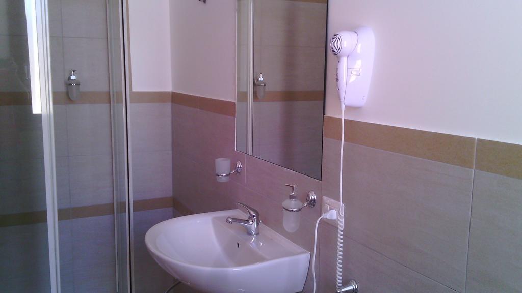 Ferienwohnung Aquilone Castelluzzo Zimmer foto